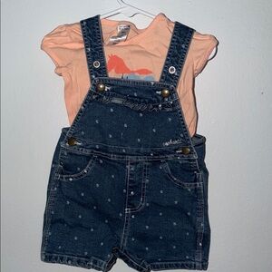 SOLD‼️Carter's Peach Tee with Dark Blue Polka-Dot Denim Short Overalls